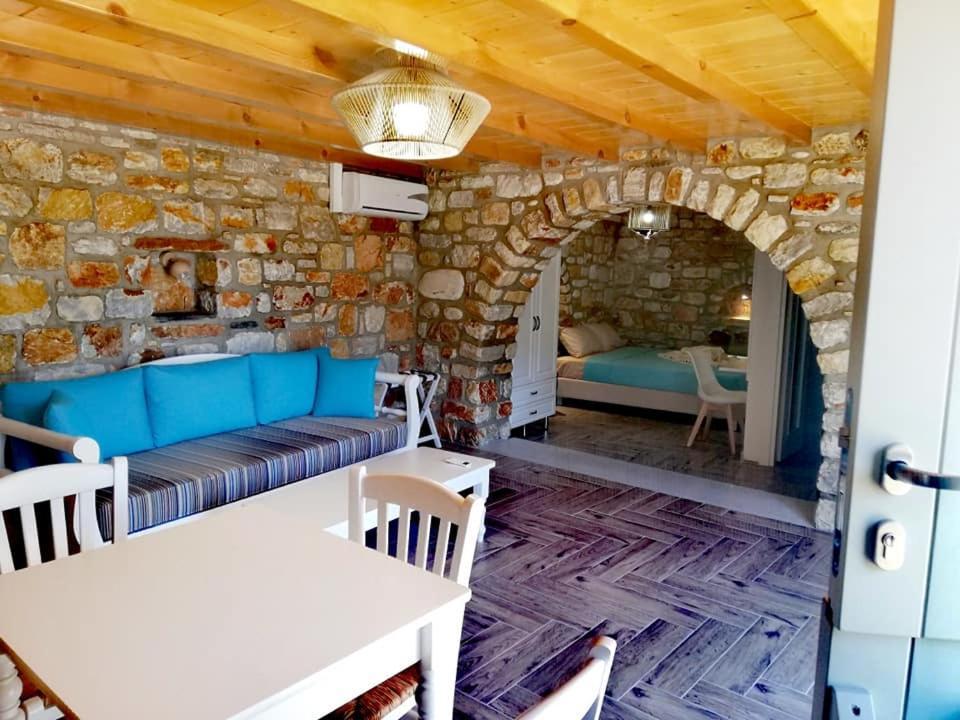 Villa Delfinaki Lionas Exterior photo